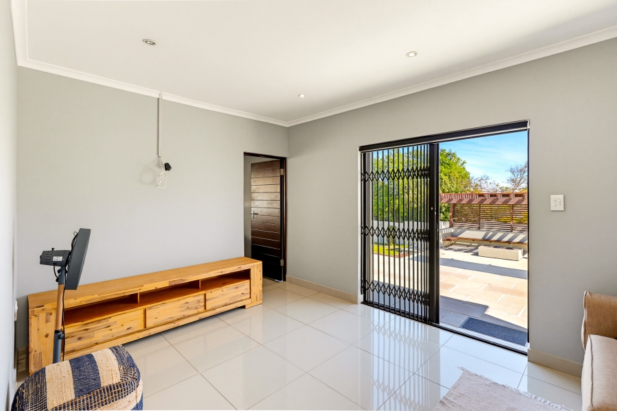 4 Bedroom Property for Sale in Pearl Marina Western Cape